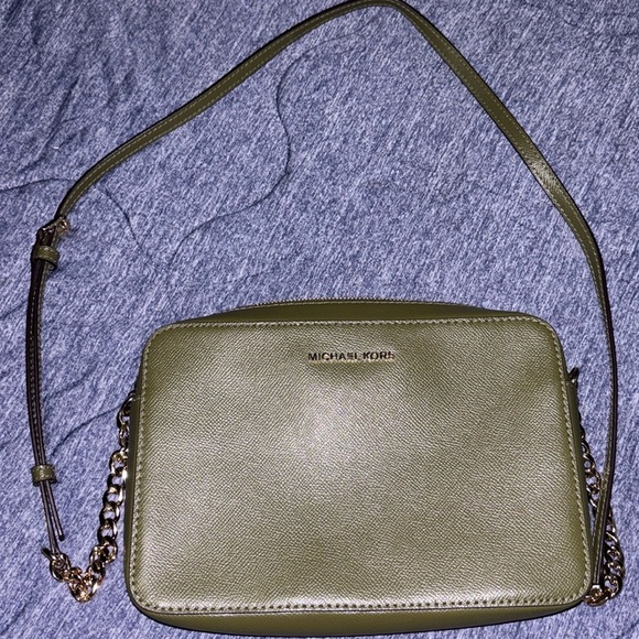 Michael Kors Handbags - Well kept like new! MK purse forest green